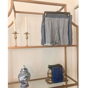 Vero Moda Blue Tile-Print Shorts with Pockets